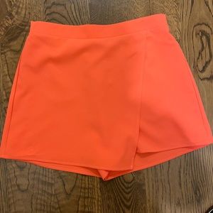 TCEC Orange Skort size Large NWT